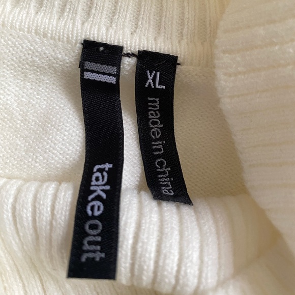 Take Out Cream Turtleneck Sweater NWOT - Picture 3 of 4